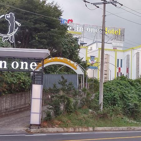 Hole In One Hotel Sacheon Exterior foto