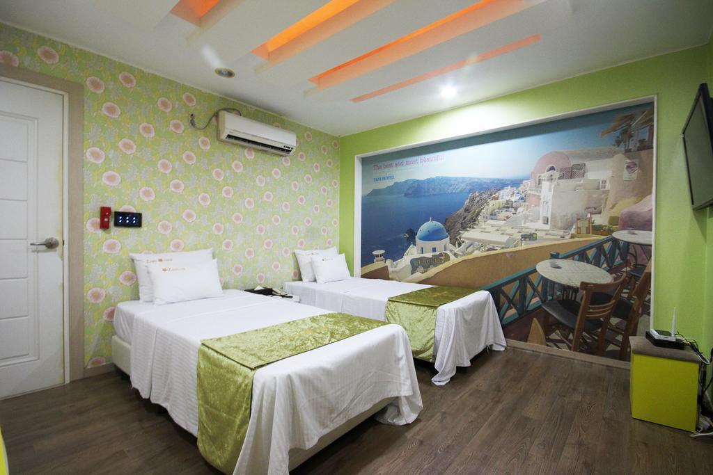 Hole In One Hotel Sacheon Exterior foto