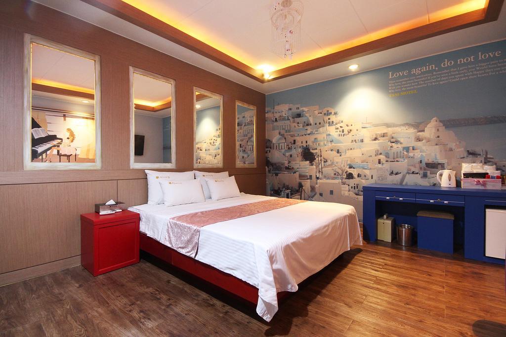 Hole In One Hotel Sacheon Exterior foto