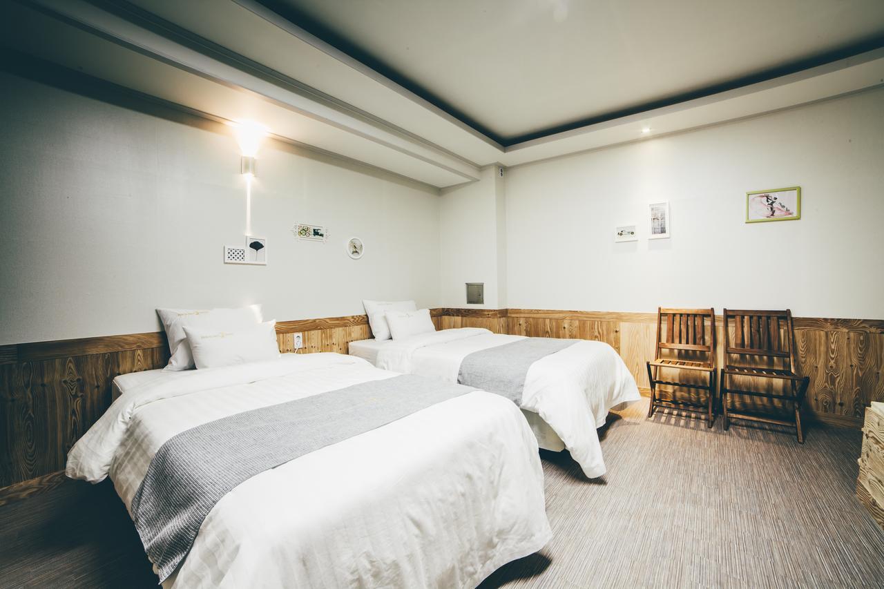 Hole In One Hotel Sacheon Exterior foto