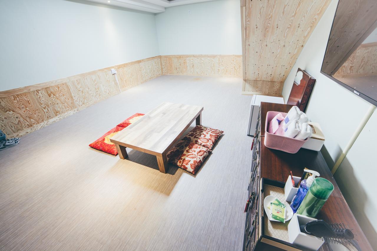 Hole In One Hotel Sacheon Exterior foto